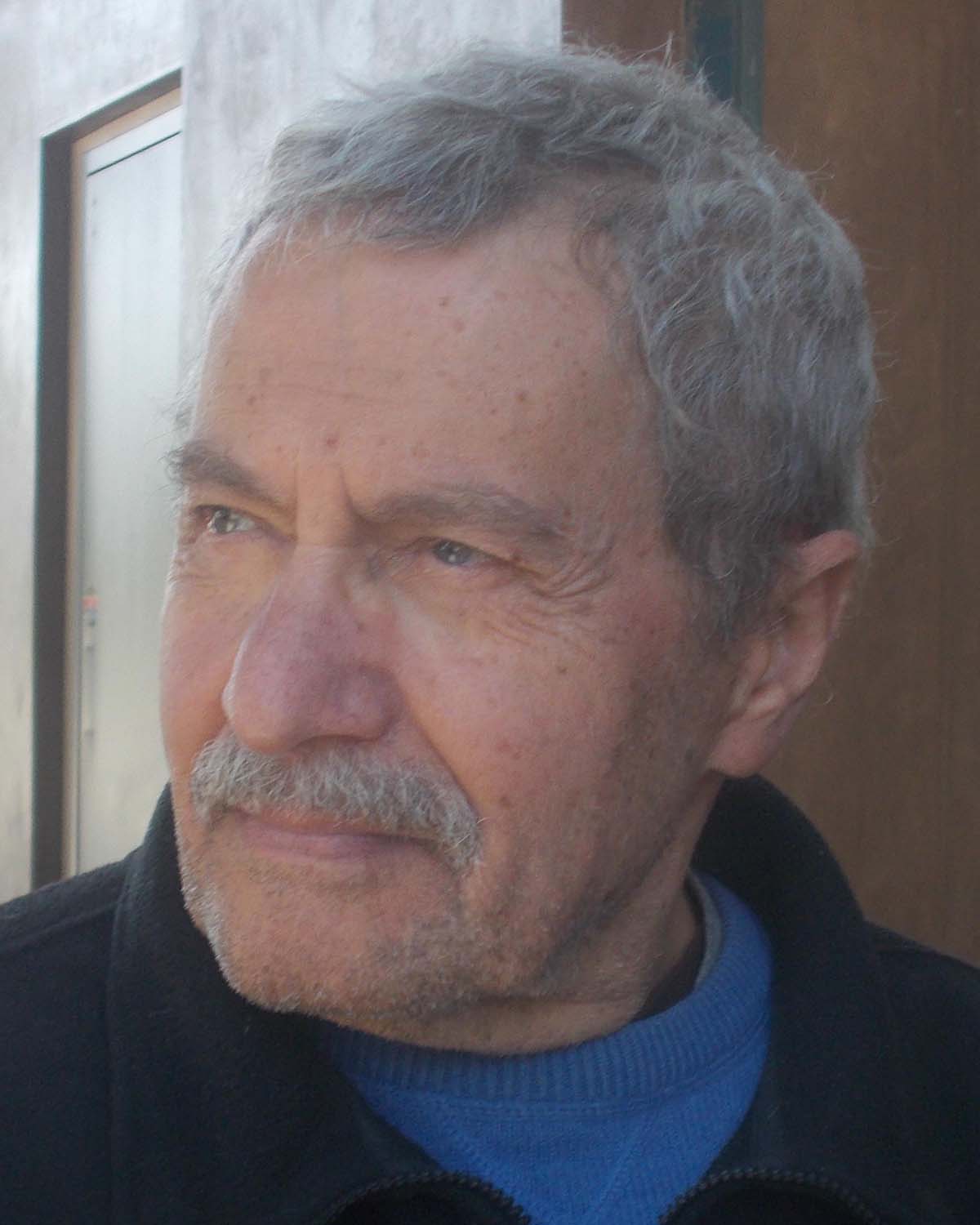 democracy for the few by michael parenti