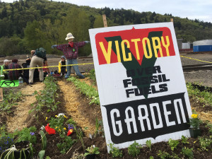 Victory Garden protest at Zenith Energy 2019