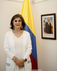 Embajadora de Colombia, Laura Gabriela Gil Savastano