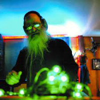 Spider Moccasin and Mike Lastra discuss their animation collections Echoes of the Grunge Age and Brain Follies with Bill Dodge and S.W. Conser on Words and Pictures on KBOO Radio